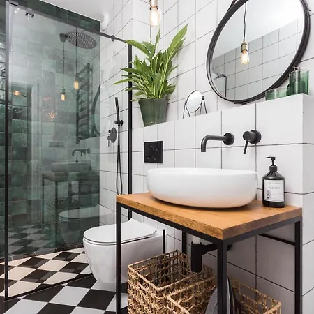 Of The Kings - Botany Bay Apartment Krakow