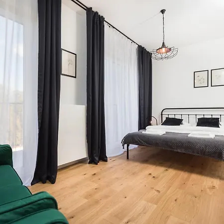 Apartment Of The Kings - Botany Bay Krakow