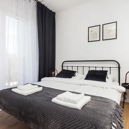 Apartment Of The Kings - Botany Bay *